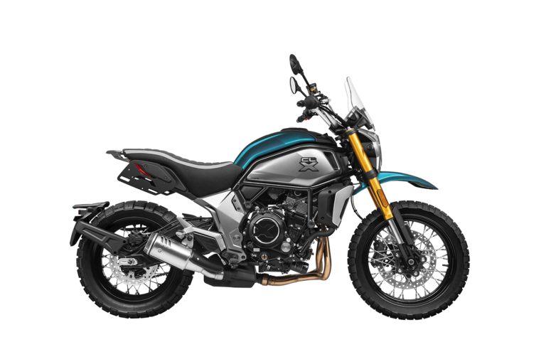 CF Moto 700 CLX